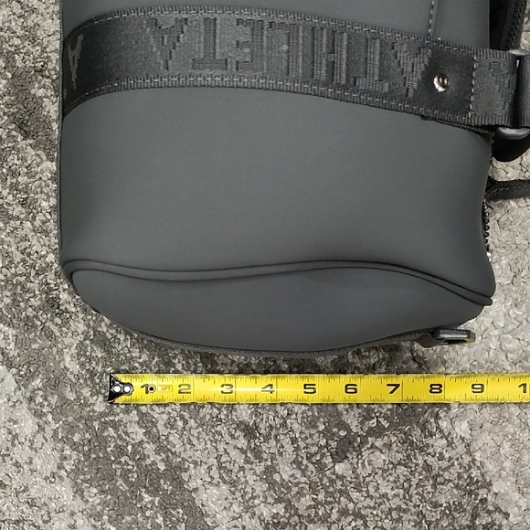 Athleta Charcoal Diem Speedster - Picture 11 of 14